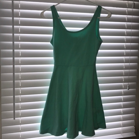 Mint green short dress - Picture 1 of 4